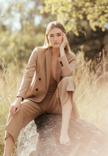 tattooed shemale onlyfans nude pics