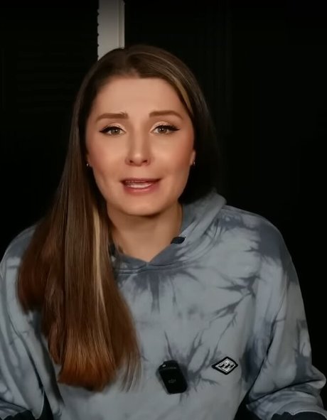 Lauren Southern hd model image