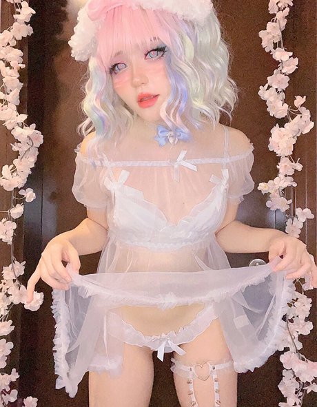 Misty Raines porn star img