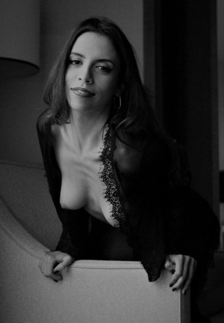 Caroline Lopes star top archive