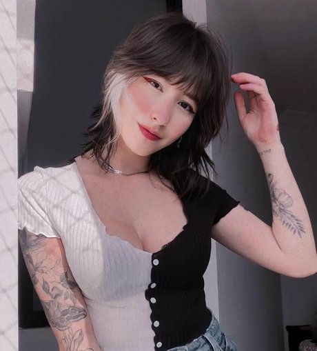 Julia Cristina adult actress galleries