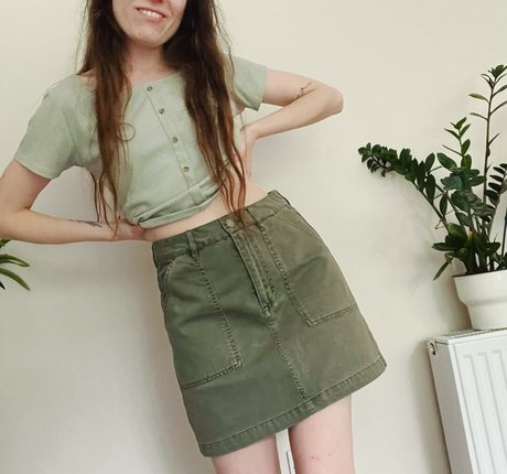 skinny babe onlyfans porn picture