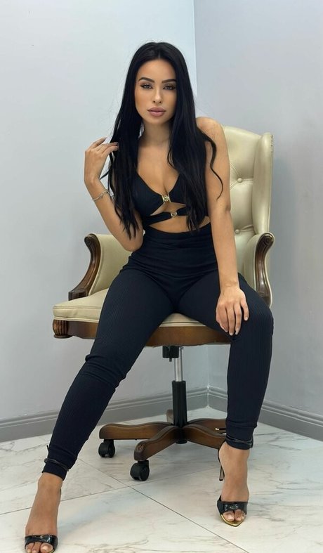 Larissa Nunes model exclusive gallery