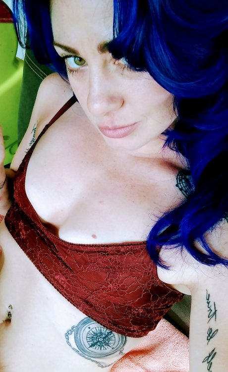 Liberty Lee high quality star pic