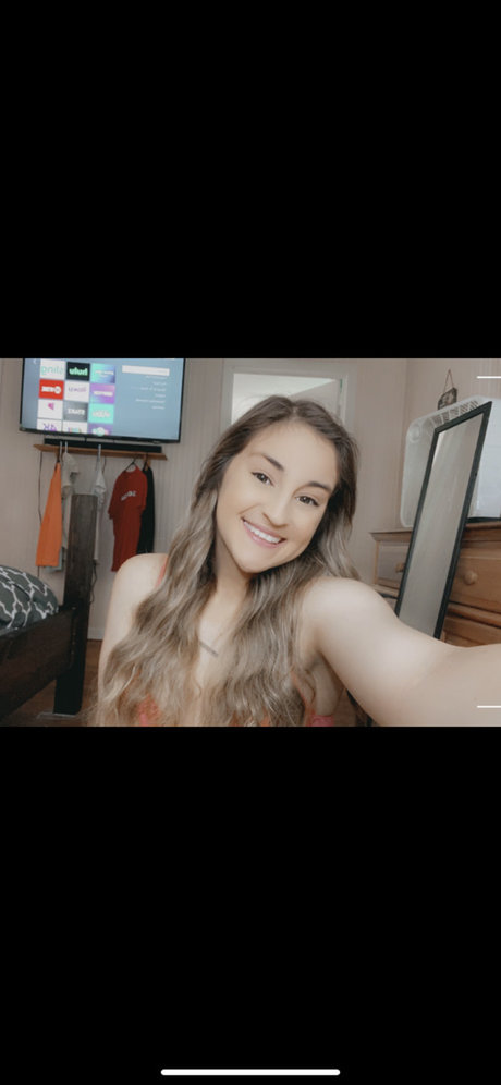 Alexis Bennett beautiful model image