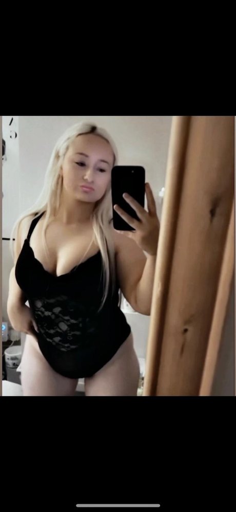 Lexi Bailey_ star exclusive image