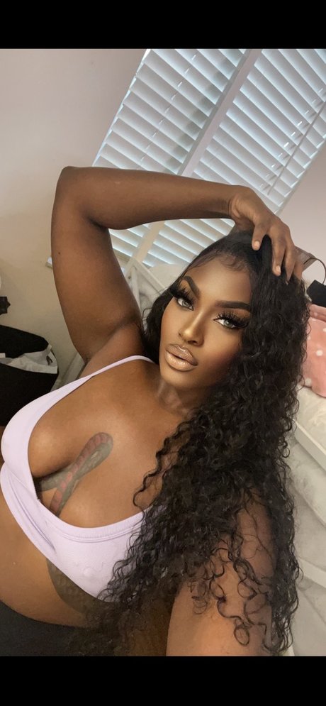 Shay Bae model erotic archive