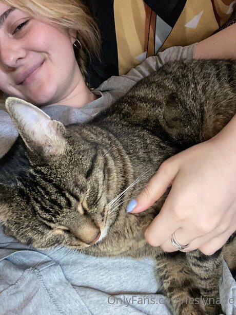 curvy kitty onlyfans naked images