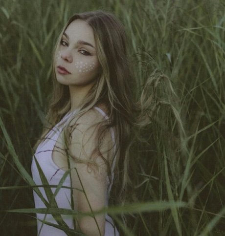 Leralove pornstar top picture