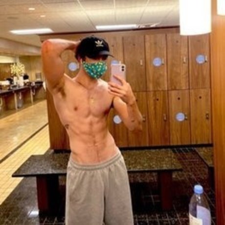 leo west_ sexy model galleries