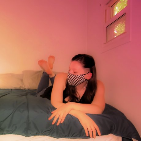 Leah Disaster model nudes pics