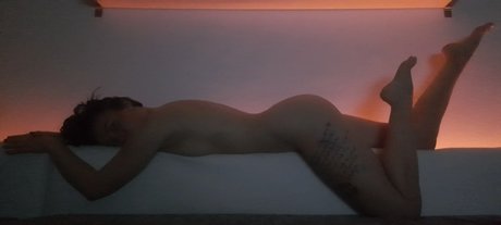 Se oritaVegana xxx star image