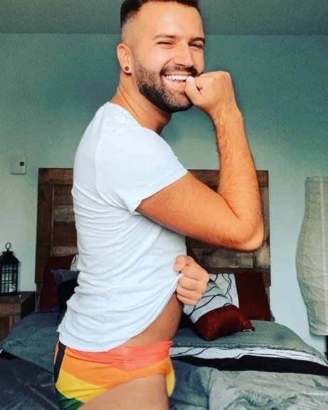 Littlebeard star high quality images