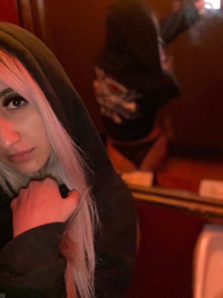 BabyDay nudes model pictures