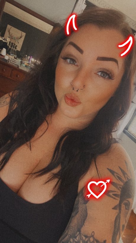 Miss Lish beautiful pornstar pic