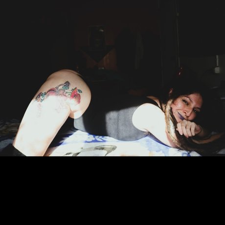 Lioness Dread Queen pornstar beautiful img