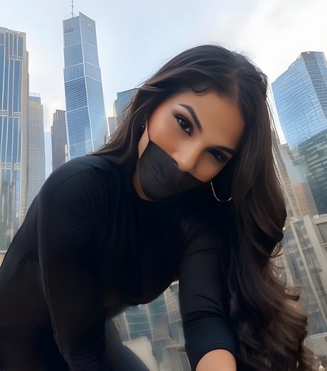 LillyTayna high quality pornstar images