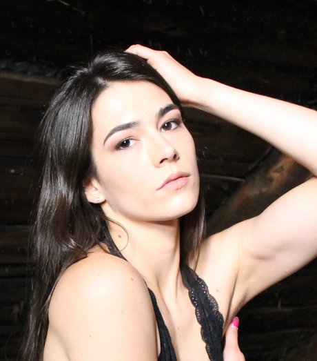 Liliane Hart model hd gallery