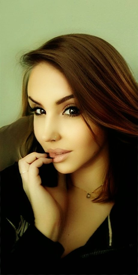 Likkygirl model hd pic