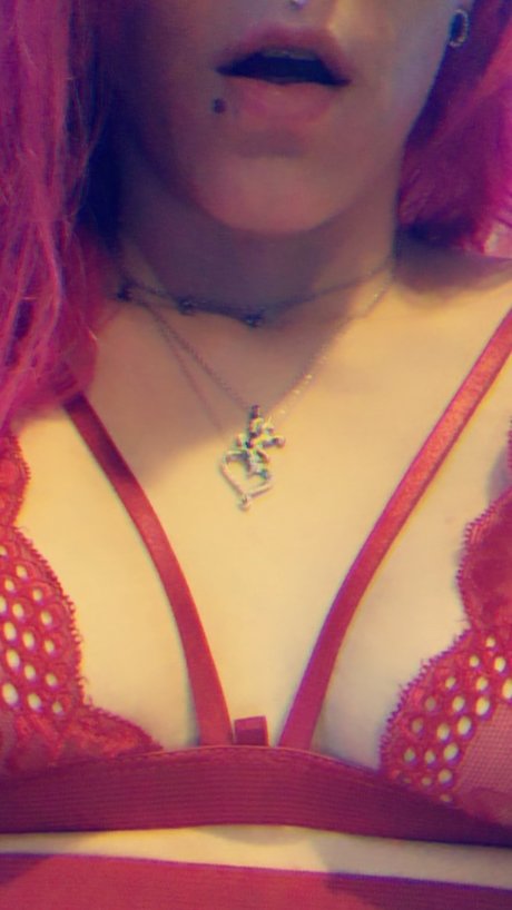 Bust on my Toes top star photos