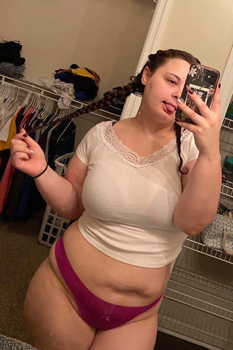 Lovebug646 model nude archive