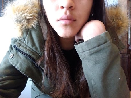 Louni_ pornstar high quality picture