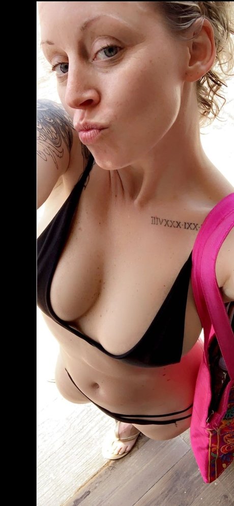 Tattooed Marilyn Free perfect pornstar galleries