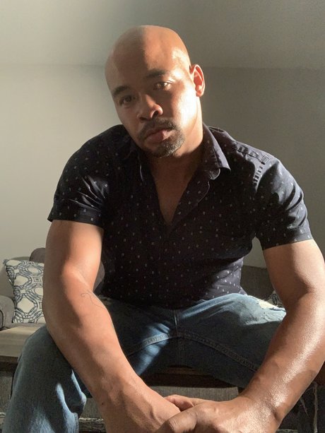 Luv Dragon art actress pic