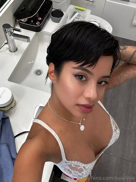 Lupe Fuentes_ hd pornstar photo