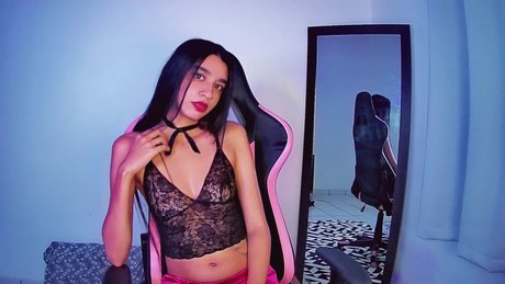 luly crow exclusive pornstar pics