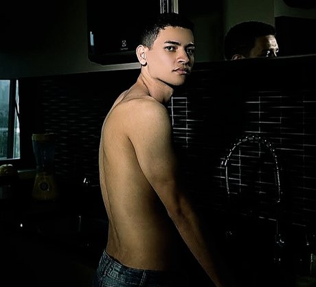 Luan Cardoso star hot pictures