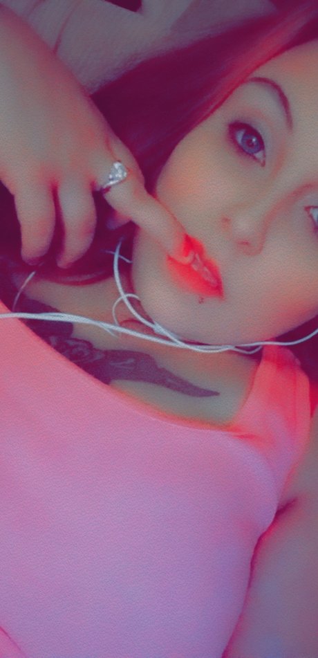 black onlyfans naked pics