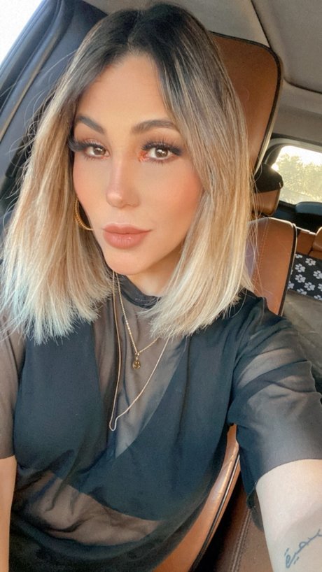 Mariela Razo star nude pics