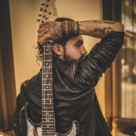 Azael sexy model gallery