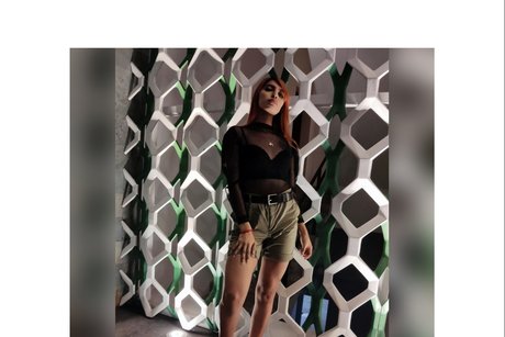 Mandy A star adult gallery