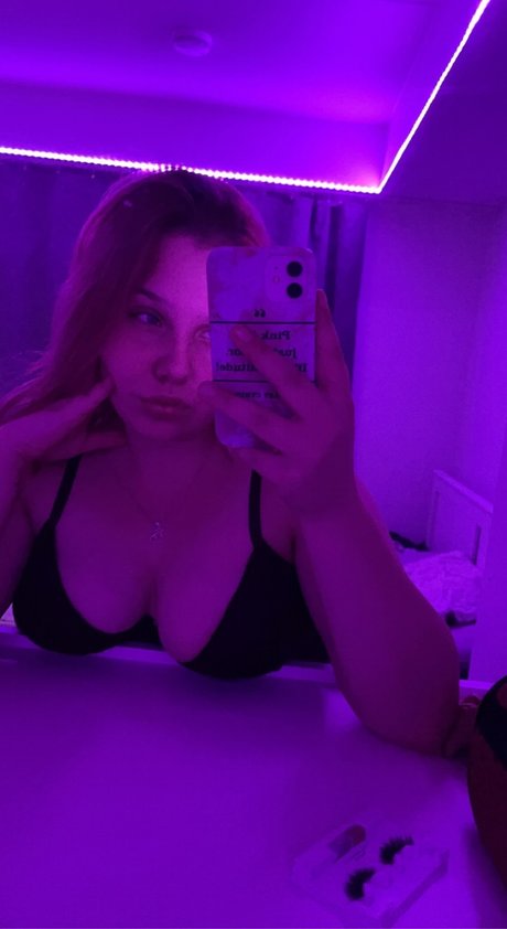 Mimu pornstar top galleries