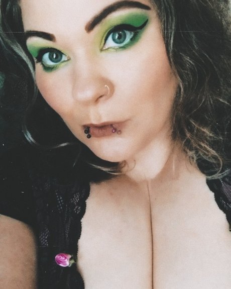 _magikalgoddess84_ hot pornstar image