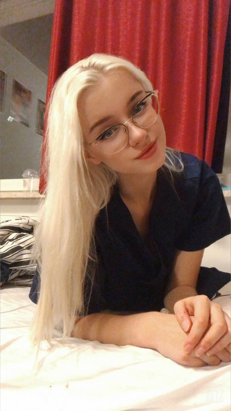 Maddison Dean_ model perfect images