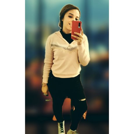 Melii PM free actress picture