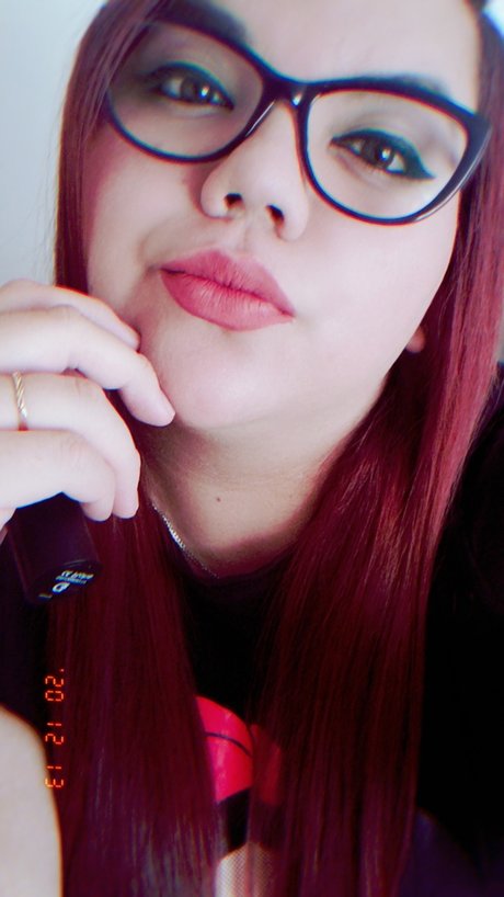 Melannie adult model pics