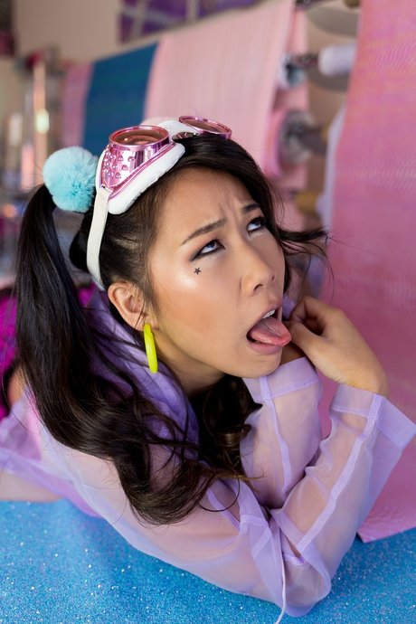 MediocreWallofChina perfect actress photo