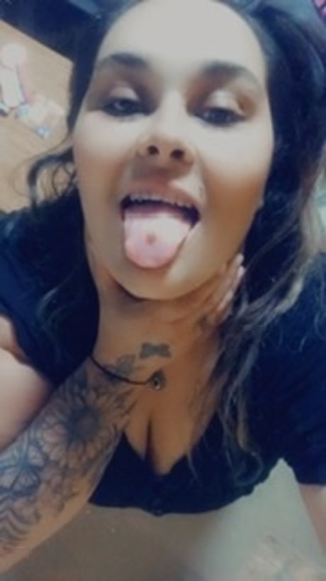 Megan Mazetta model hd picture