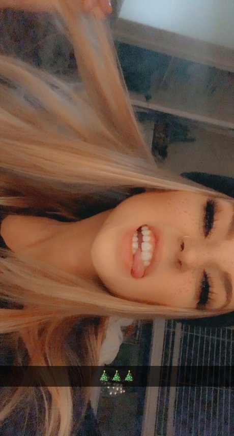 Mayven pornstar sex photos