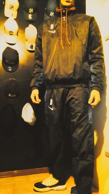 Master Axl naked pornstar image