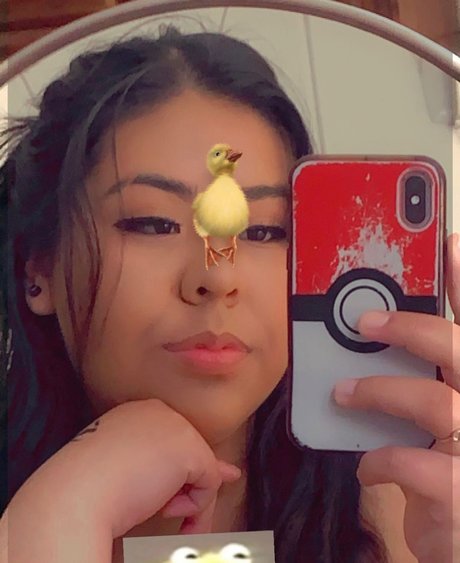 Marque free model img