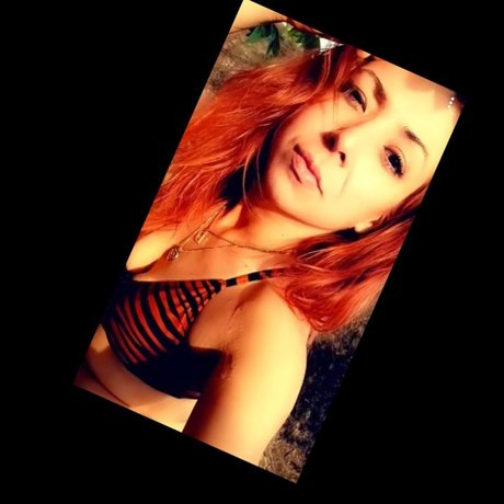 MISS EVEtte star sexy gallery