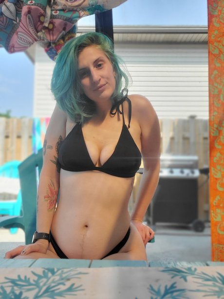 Mira Kate star high quality pics