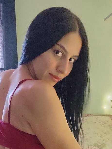 Milly Love exclusive model gallery