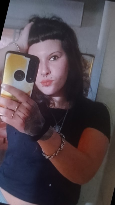 Milagros Arnes erotic actress picture