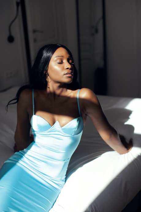 Daryle nice actress img